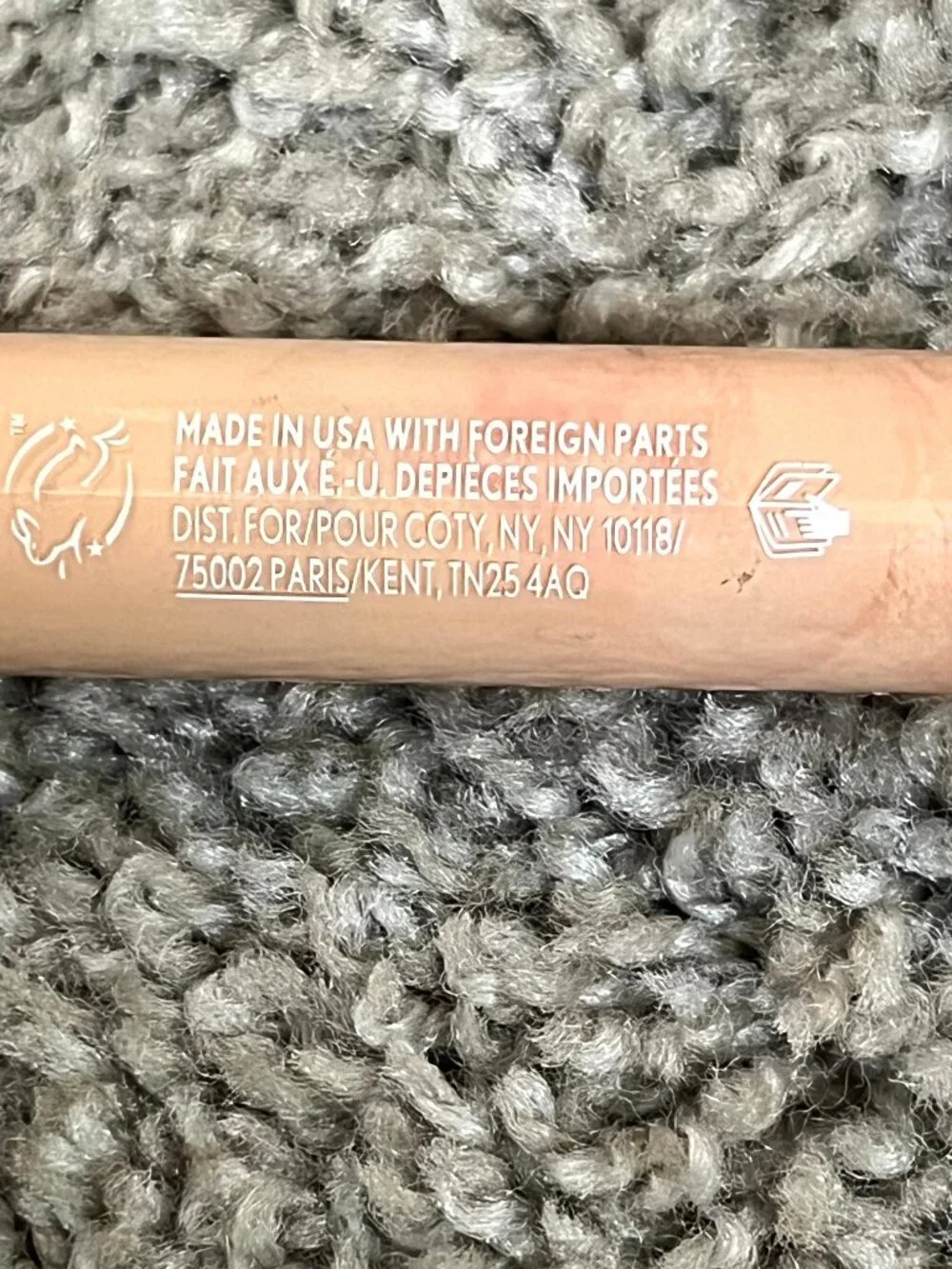 COVERGIRL Clean Fresh Hydrating Concealer Light 0.23 Fl Oz